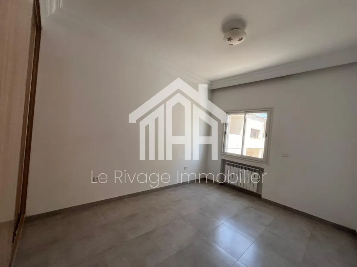 un duplex S3 à kheireddine le kram