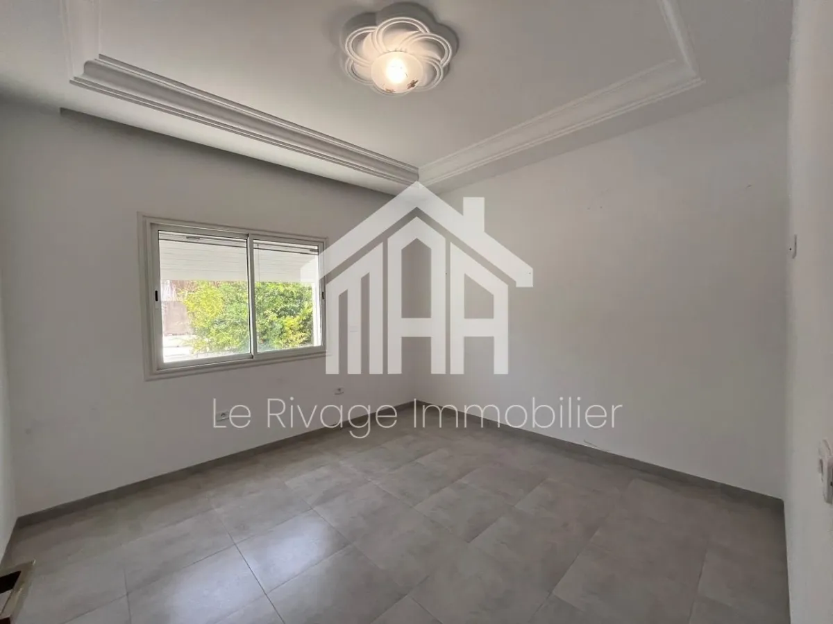 un duplex S3 à kheireddine le kram