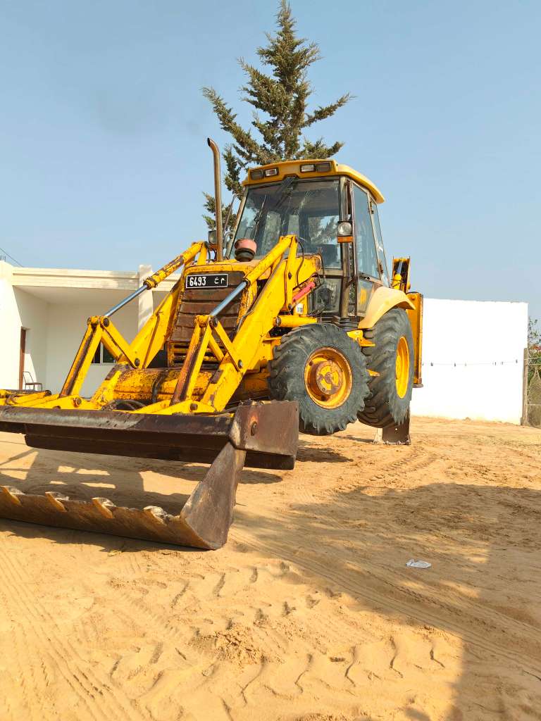 Tractopelle jcb