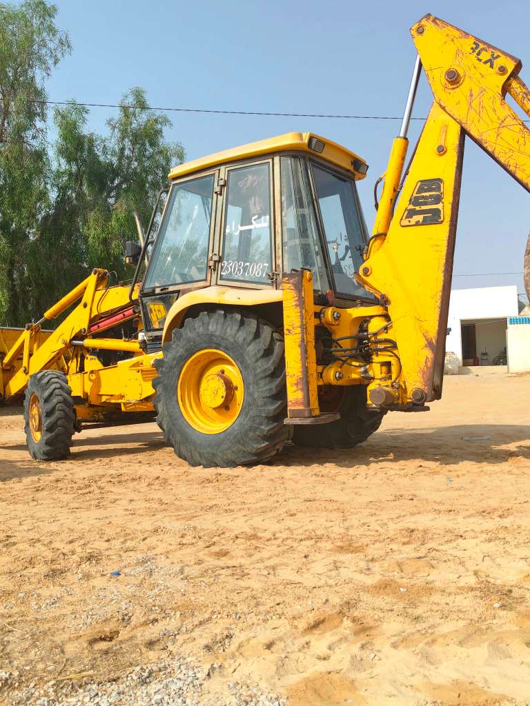 Tractopelle jcb