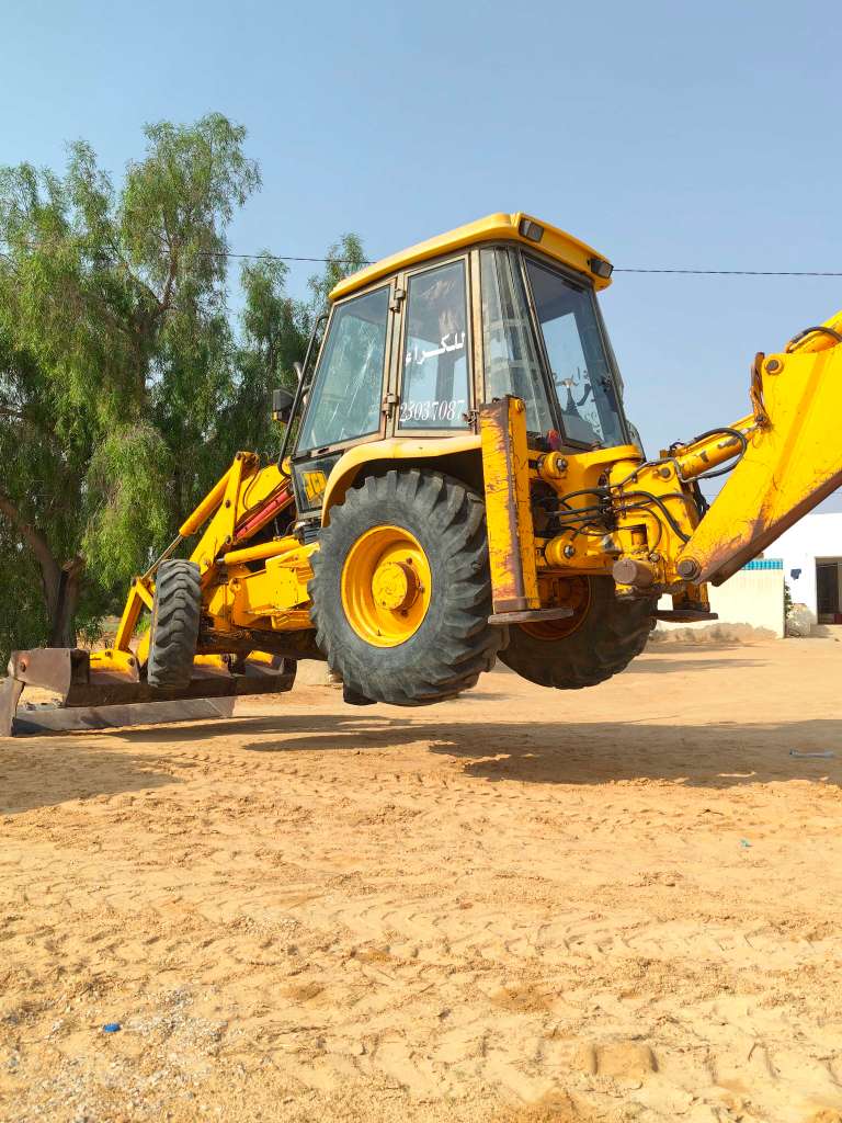 Tractopelle jcb