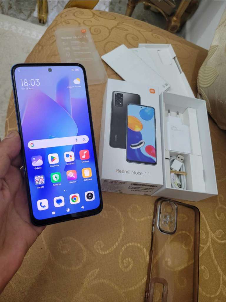 redmi note 11 en bon état
ram 4g +2g
stockage 128g