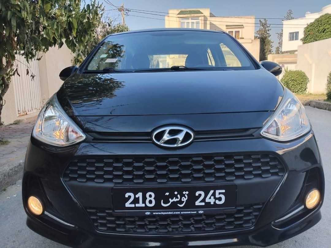 HYANDAI GRAND I 10 PREMIÈRE MAIN EN EXCELLENT ÉTAT