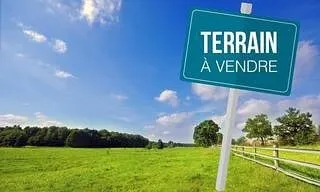 Terrain à vendre de 𝟭𝟬𝟬𝟬 𝗺² à proximité immédiate du 𝗠𝗮𝗹𝗹 𝗼𝗳 𝗦𝗼𝘂𝘀𝘀𝗲