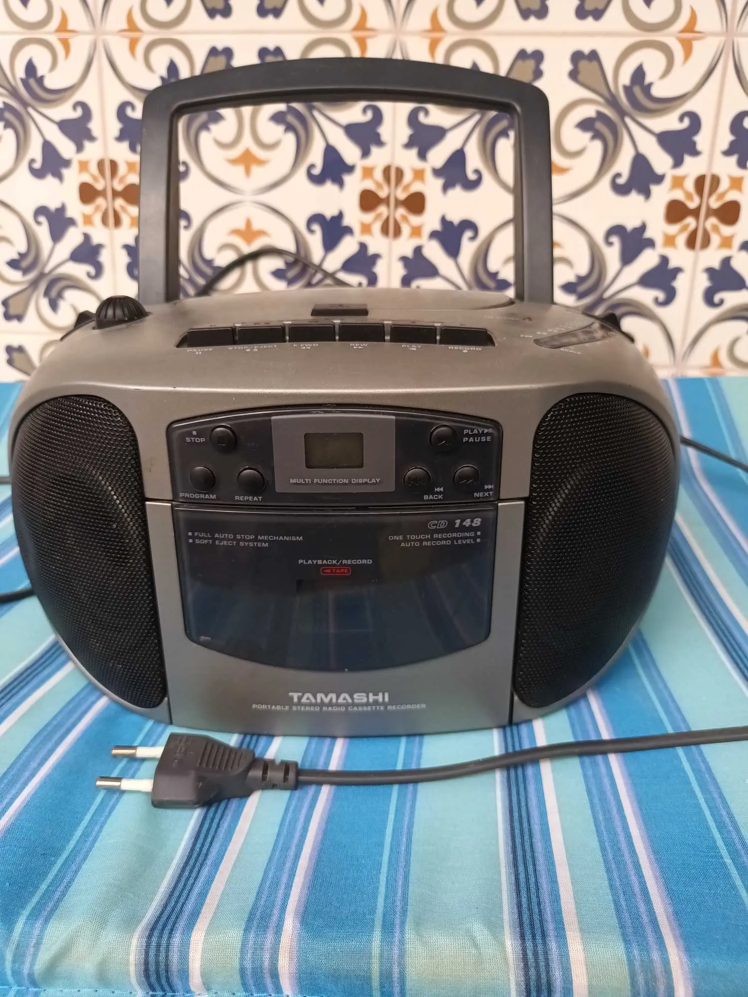 Poste cassette Tamashi