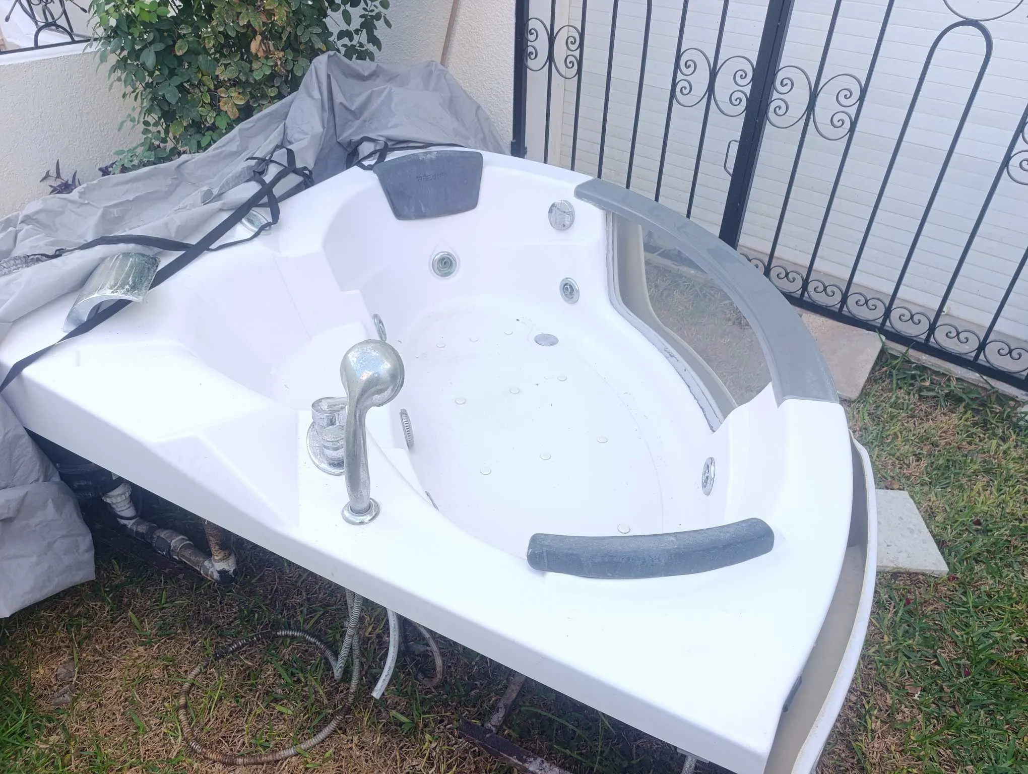 baignoire balnéo d'angle