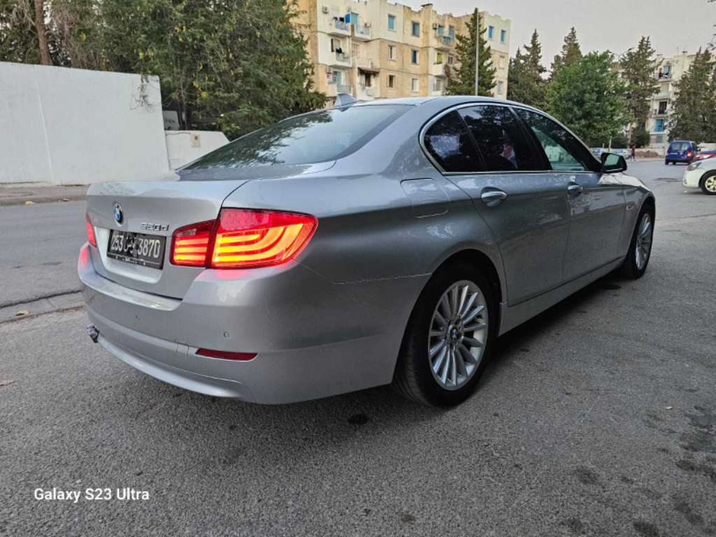 F10 BVA toit 520d dernier série 