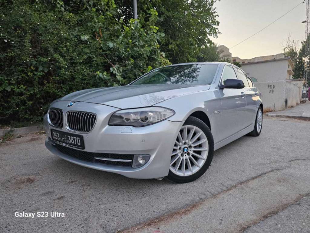 F10 BVA toit 520d dernier série 