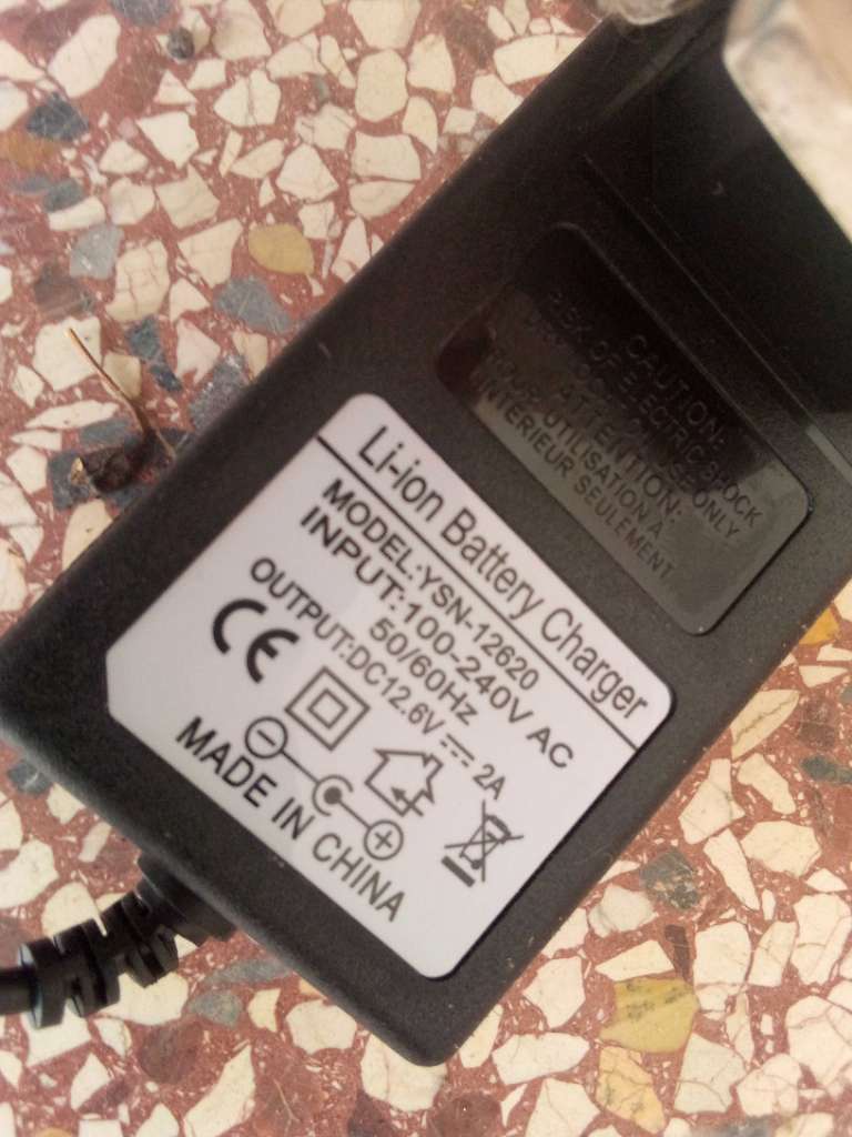 Venant d'Allemagne visseuse lithium