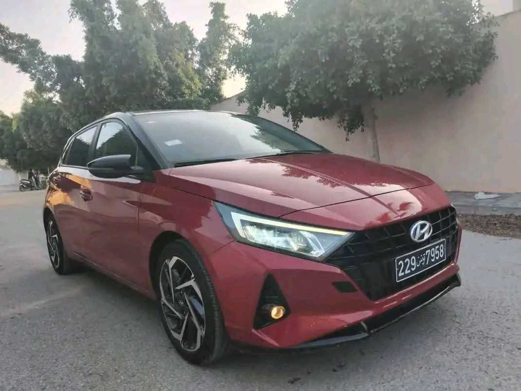 HYANDAI I 20 HIGH GRADE PREMIÈRE MAIN