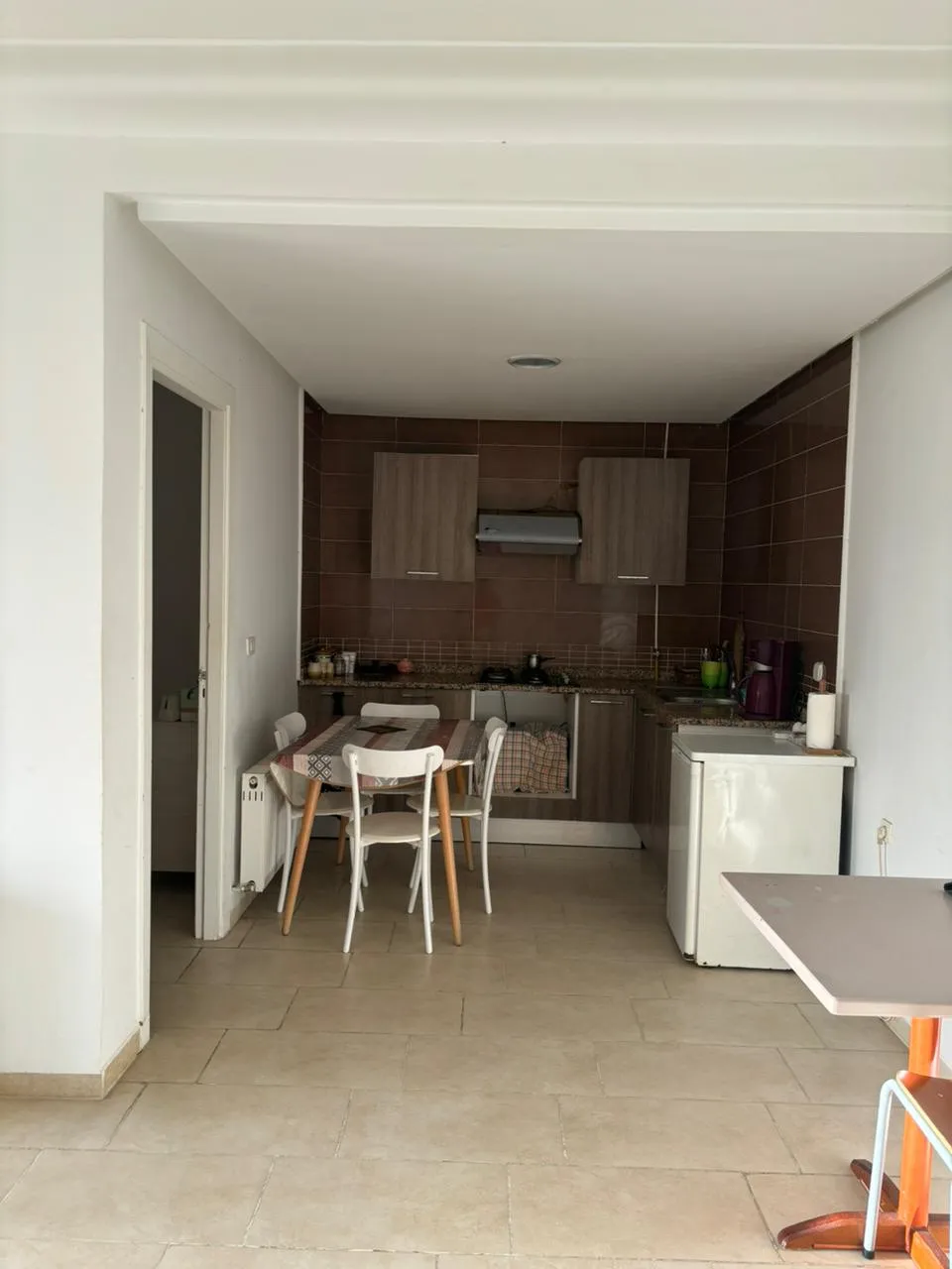 un appartement s+1 vide au 2éme étage a louer a Bardo 2 En face Pâtisserie Ranim