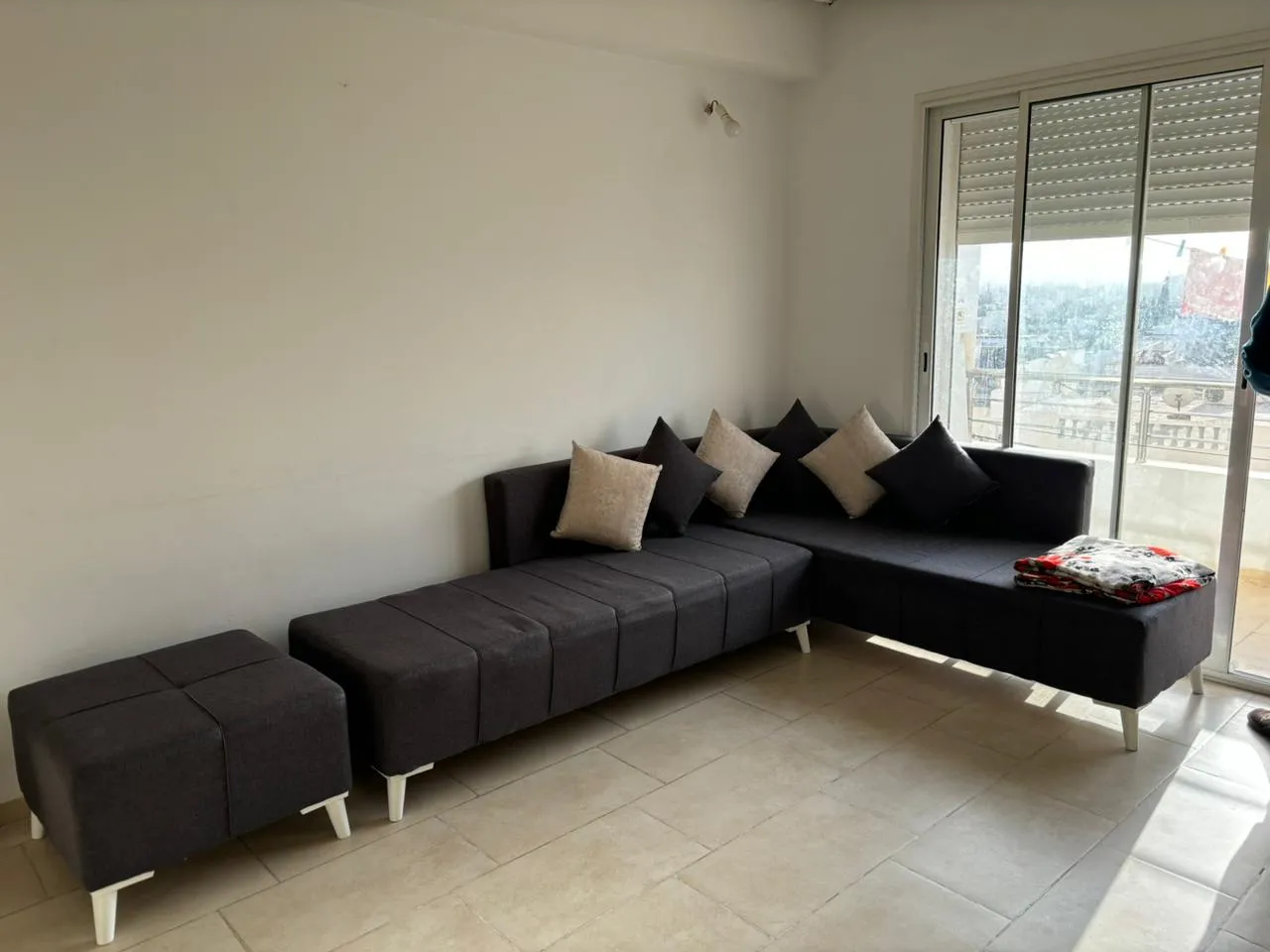 un appartement s+1 vide au 2éme étage a louer a Bardo 2 En face Pâtisserie Ranim