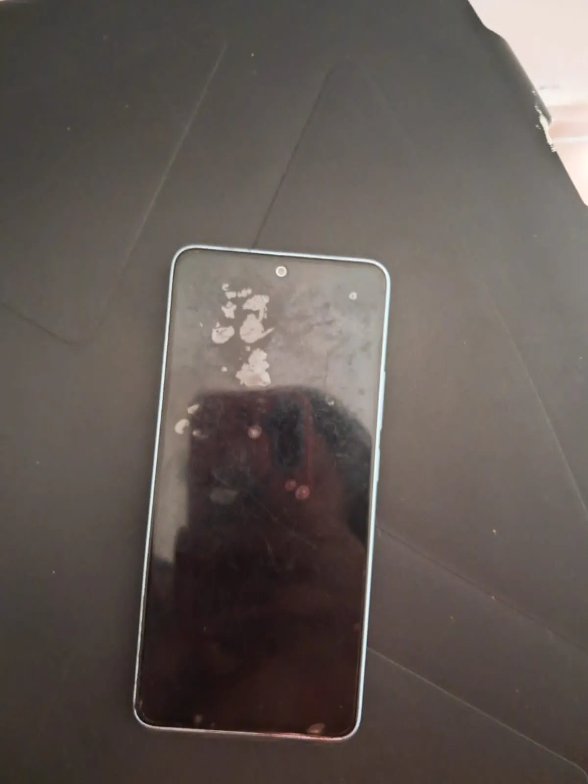 Redmi note 13 presque neuf mezzel en garentie 