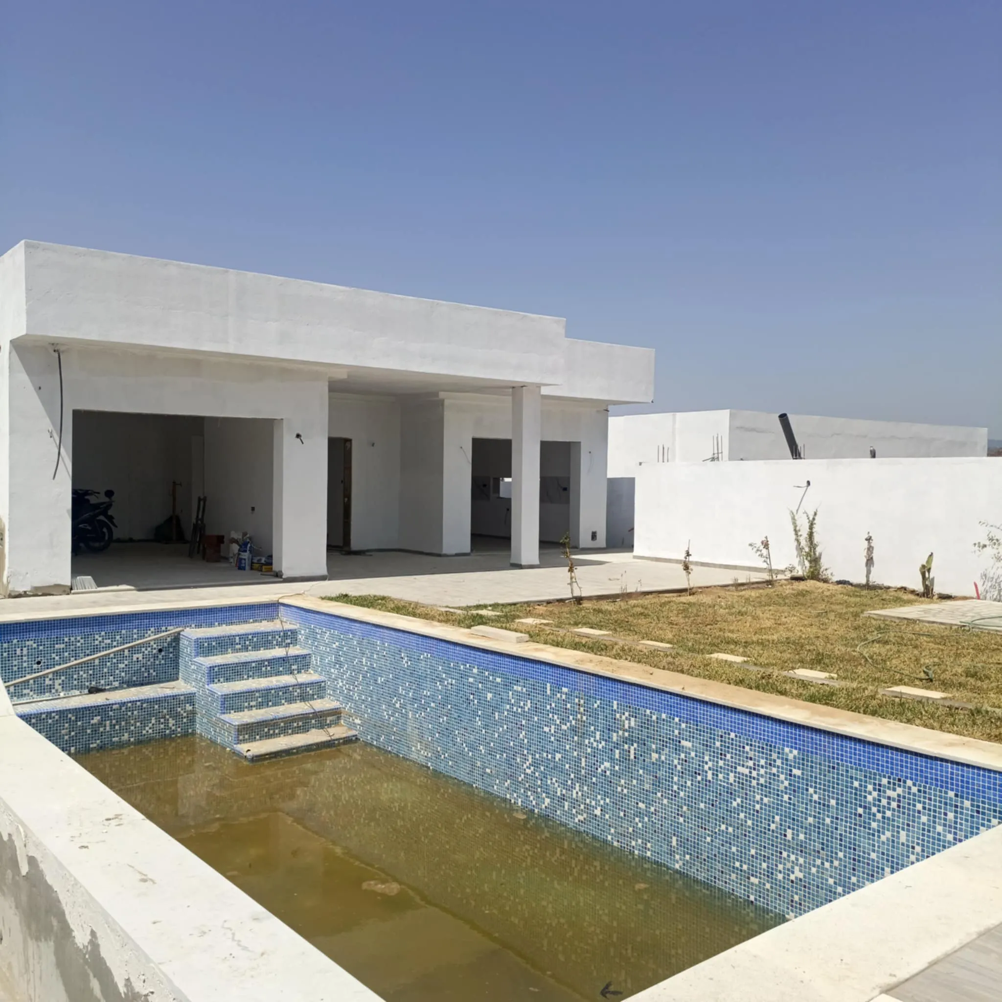 AV villa avec piscine de 500m terrain à hammamet sud 99202001