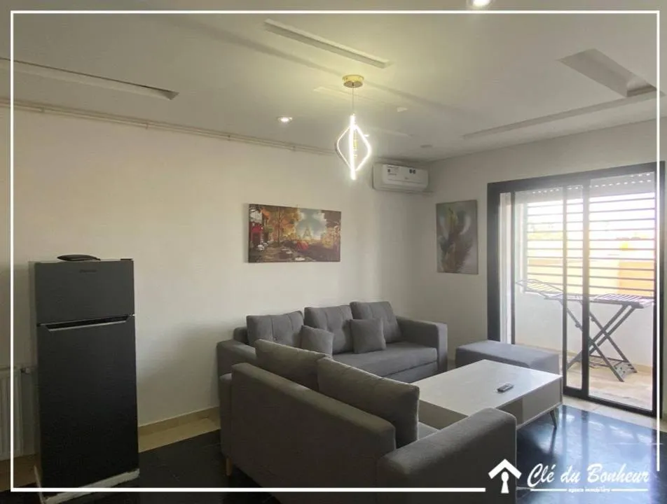 Appartement S+1 avec terrasse à Cité Wahat