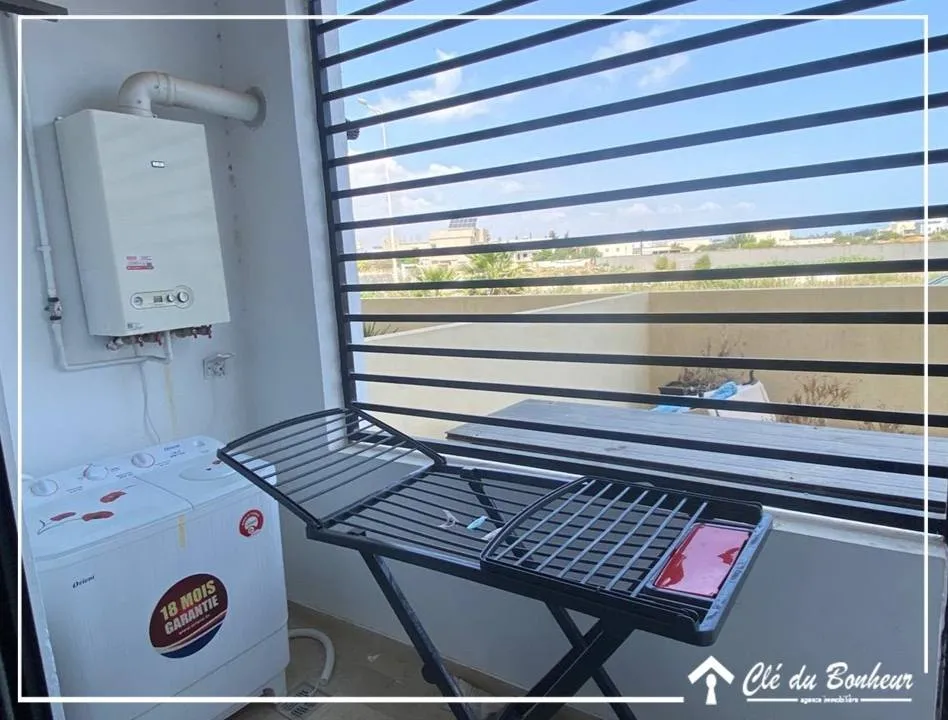 Appartement S+1 avec terrasse à Cité Wahat