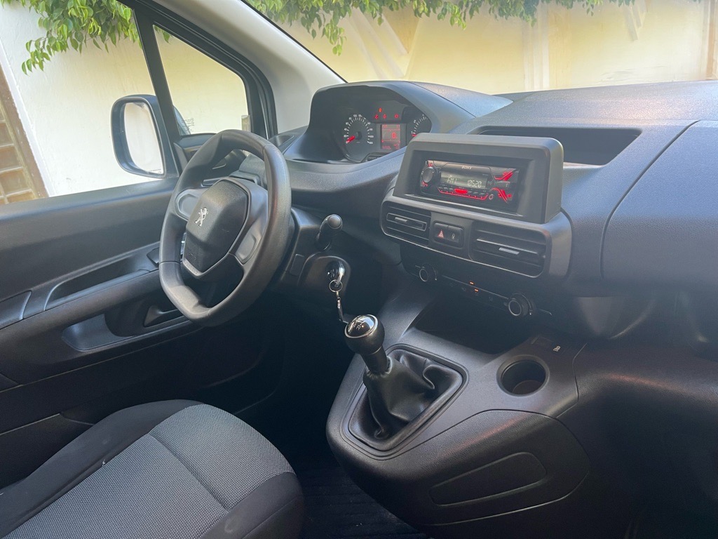 Peugeot k9