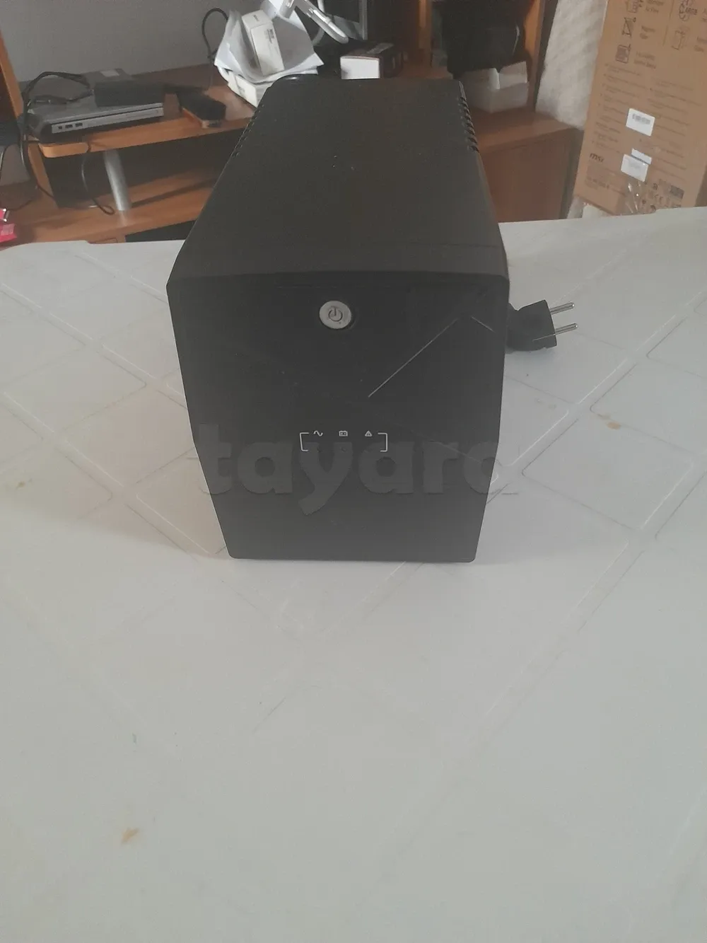 Onduleur NJOY Keen 2000 IN LINE 2000VA/1200W