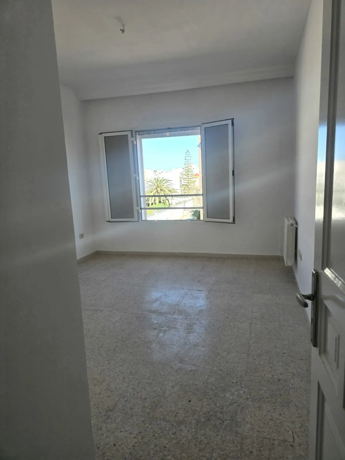 Appartement s+2 à khezama pré rue orangé