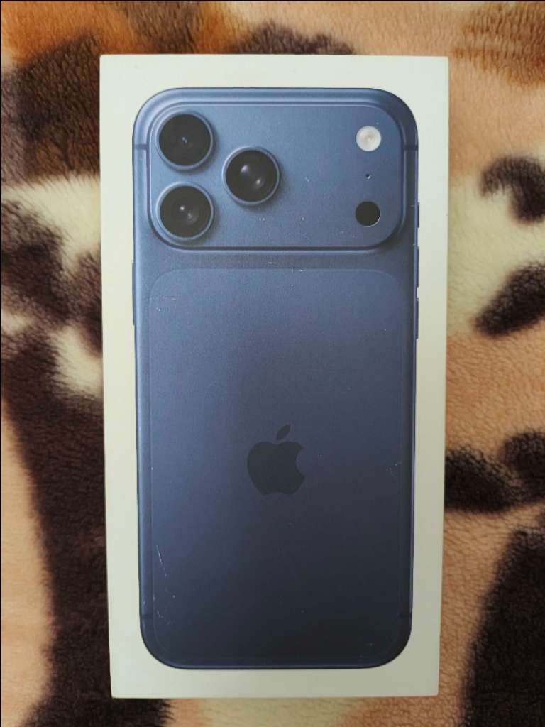 iPhone 17 Pro Max Validé Sur Sajalni Version SIM A3526 encore Sous Garantie 