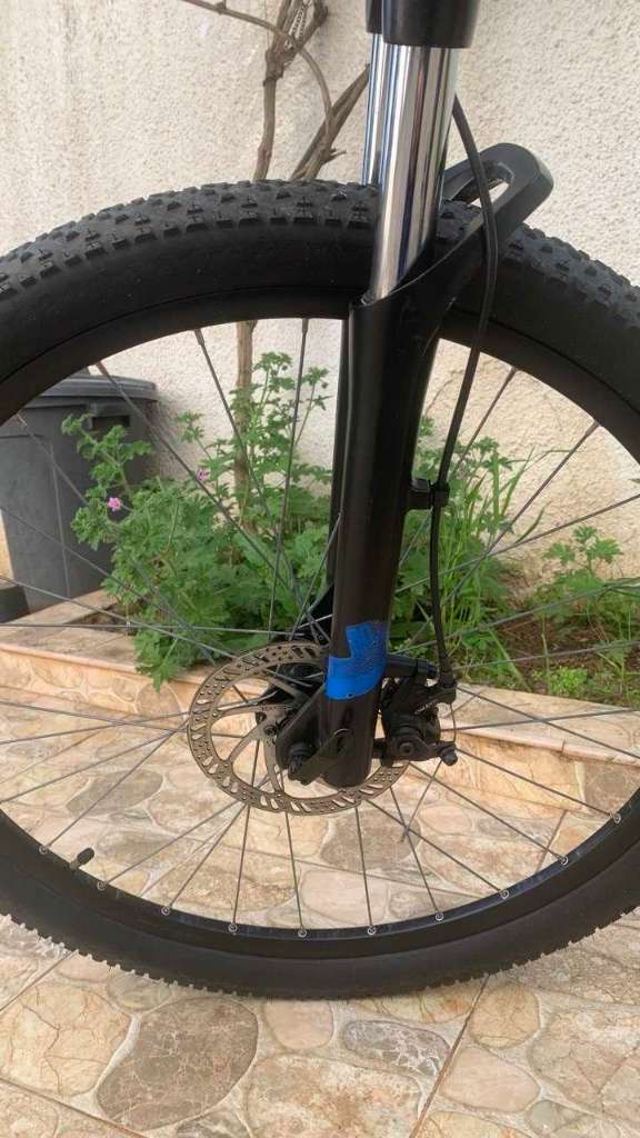 ROCKRIDER

Vélo vtt randonnee st 120 noir bleu 27,5"