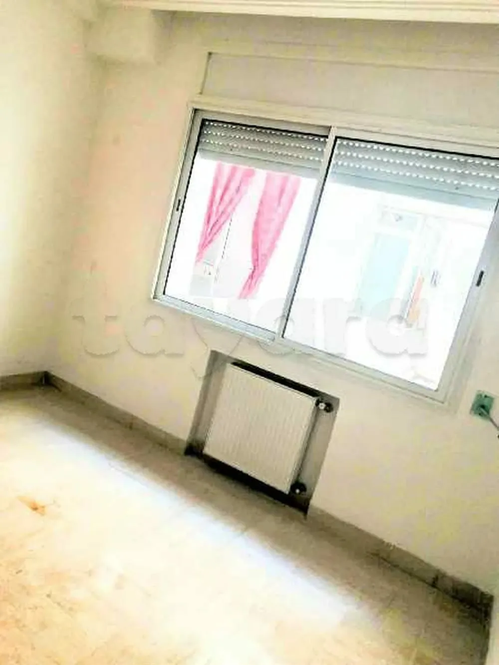 un appartement s+1 au 1er étage a louer situé a Jardin d'El Manzah 2 Prés de Mercure