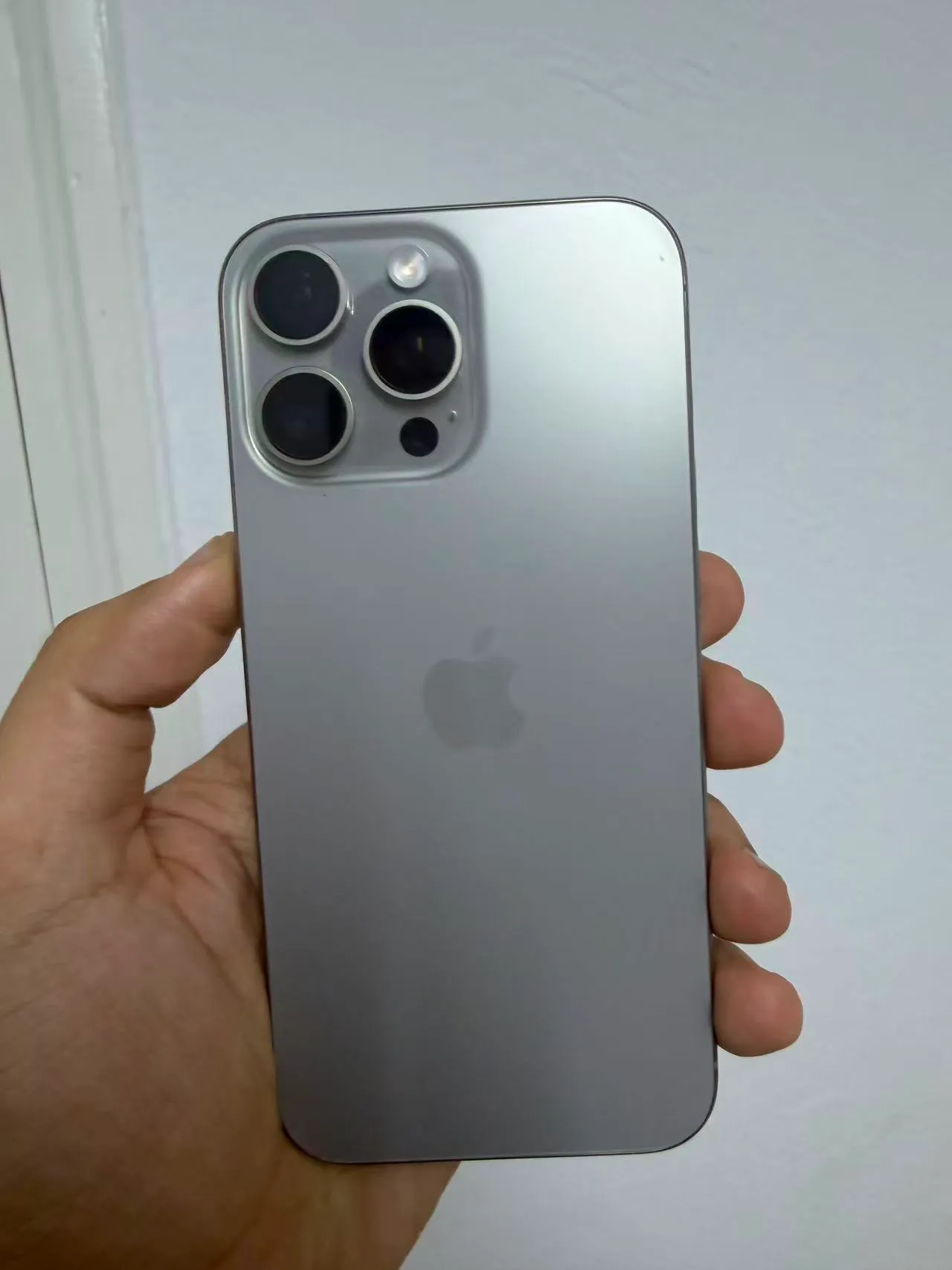 Iphone 16 pro max 256GB 100% Battery