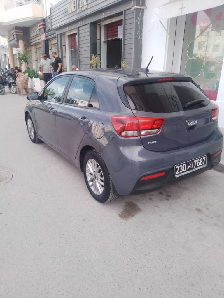 Kia rio prestige