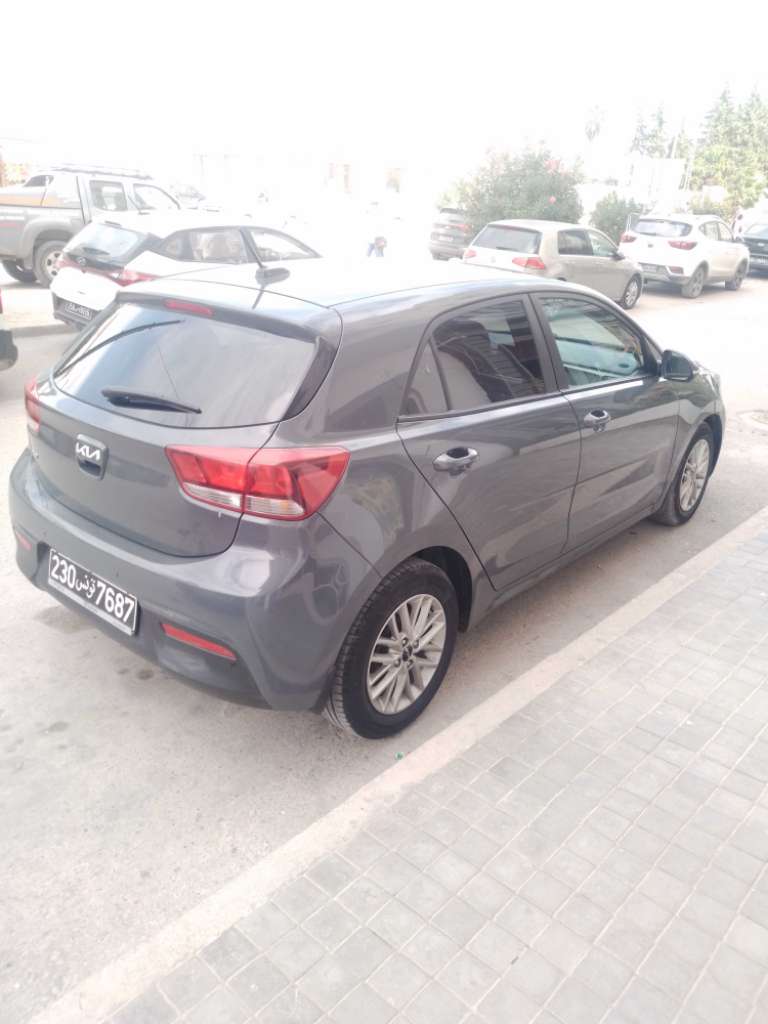 Kia rio prestige