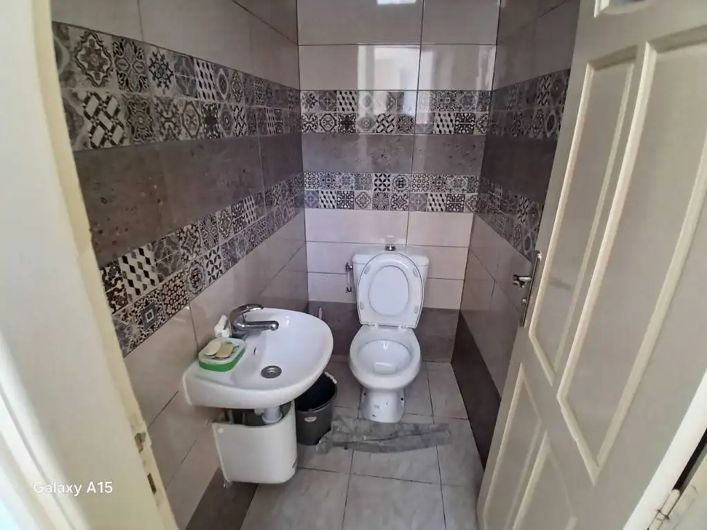 À VENDRE – Maison sur 2 Niveaux – Akouda Centre-Ville 🏡 - photo 7