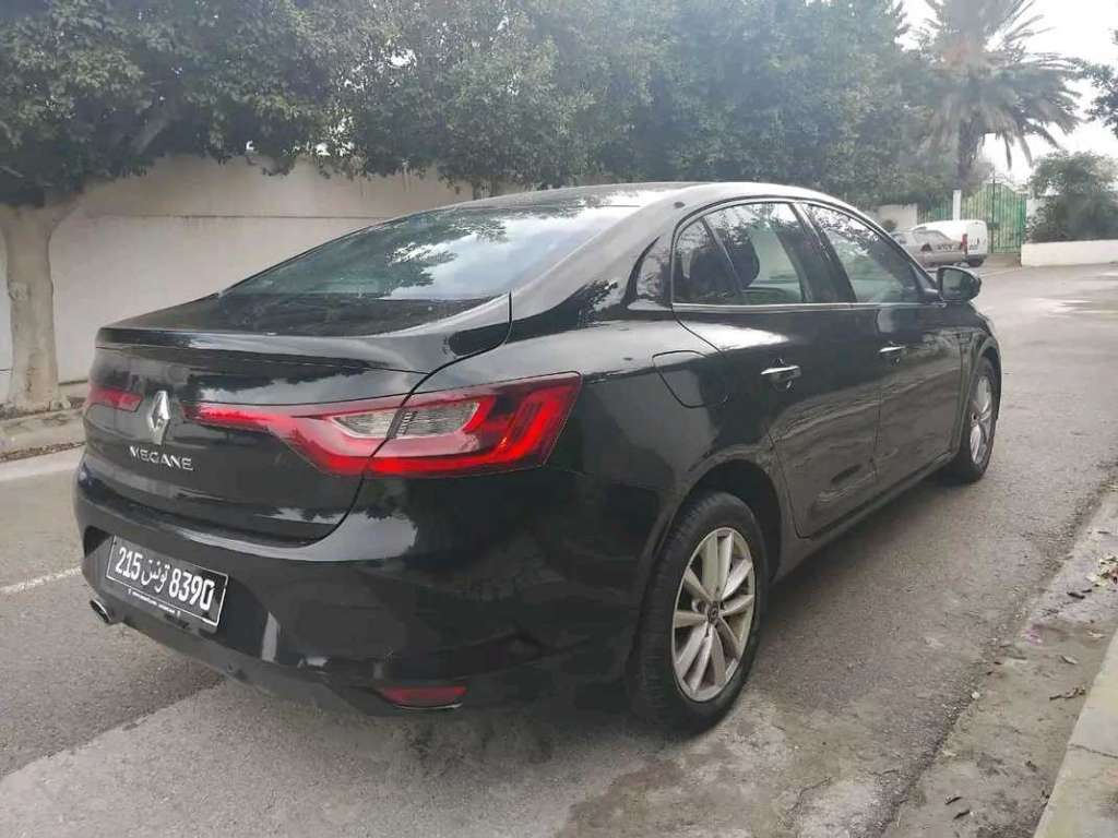 RENAULT MEGANE FULL OPTION PREMIÈRE MAIN 