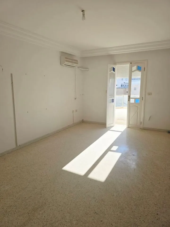 đS+2 Moderne En Vente | Chott Mariem