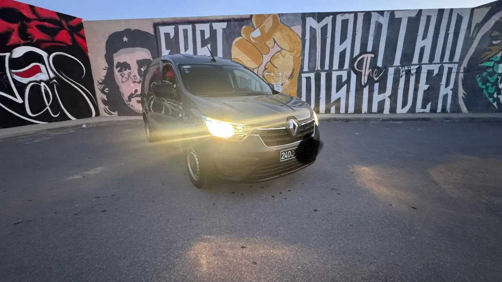 Renault express toute neuve