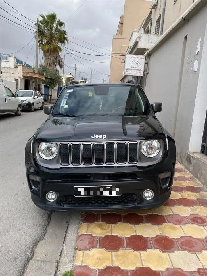 A Vendre Jeep Renegade en excellente état