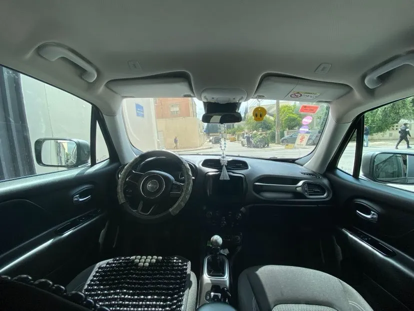 A Vendre Jeep Renegade en excellente état