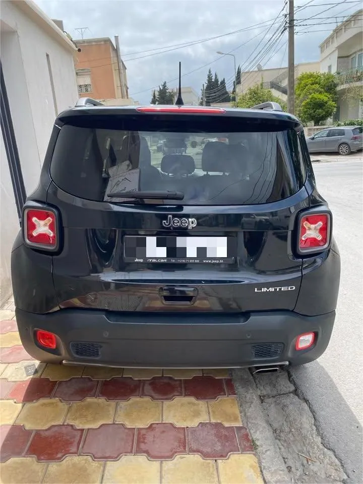 A Vendre Jeep Renegade en excellente état