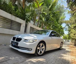 BMW 316 essence 2012 ⛔️  
         ✨️On accepte l'échange des voitures✨️
⁸ 29 13 00 12 / 53100 007
