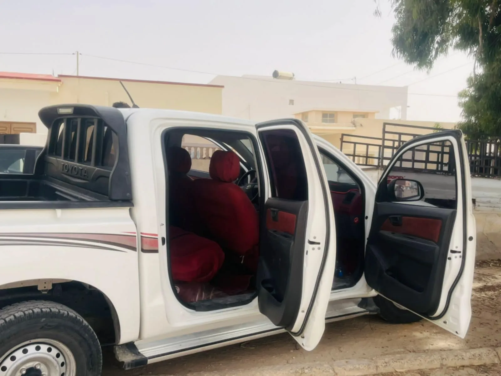 تويوتا هاي ليكس خليجية