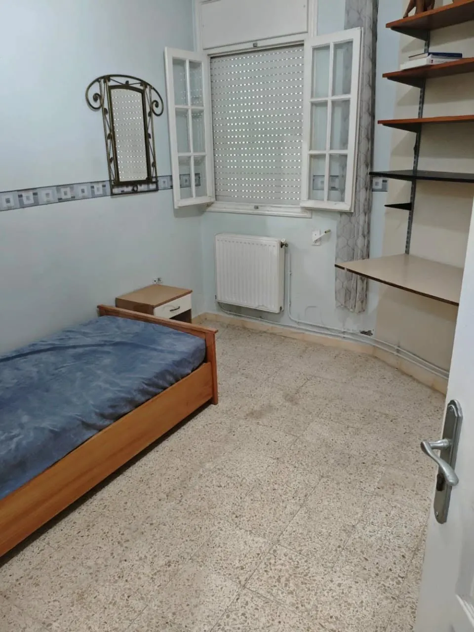 un appartement s+2 richement meublé a louer situé a Bardo 2