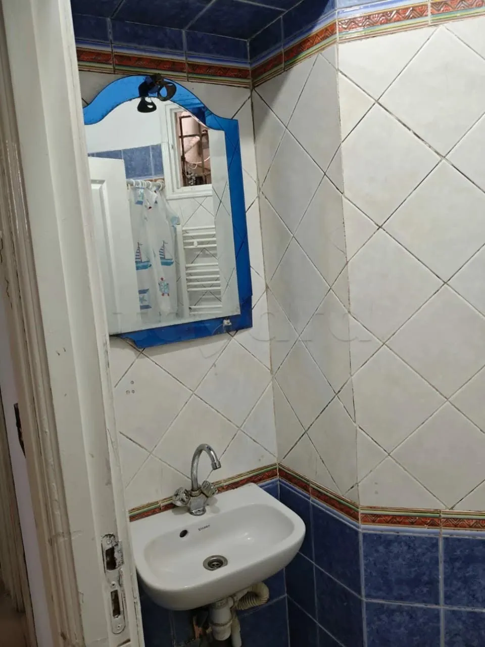 un appartement s+2 richement meublé a louer situé a Bardo 2