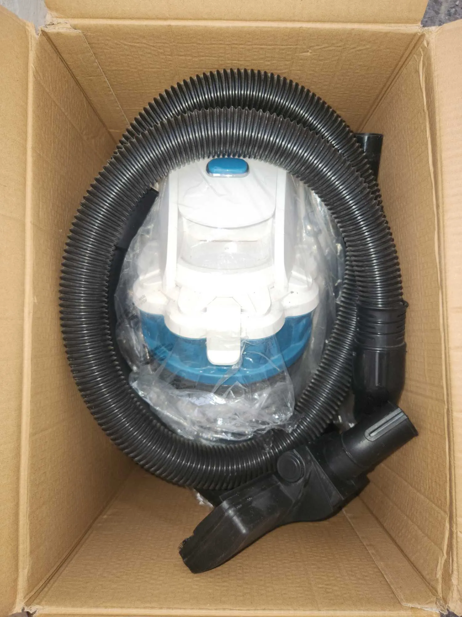 Aspirateur Cyclone PRESTIGIA 1800W