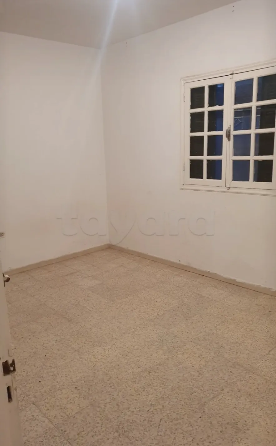 Location S2 vide à La Soukra 