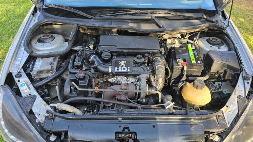 A Vendre Peugeot 206 hdi