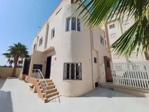 Triplex S+4 avec S+1 – El Ghazela
