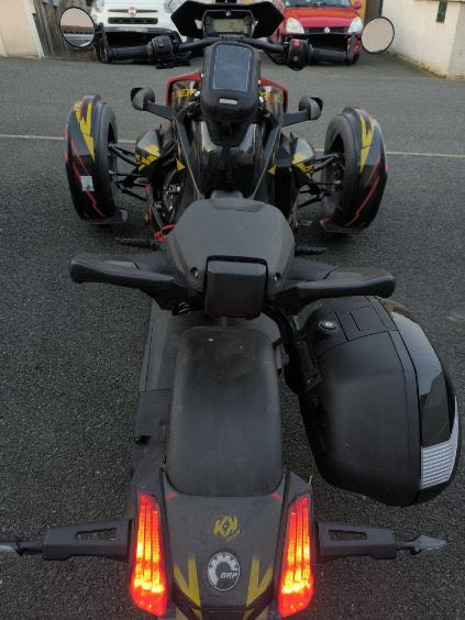 Moto can am Ryker 600
