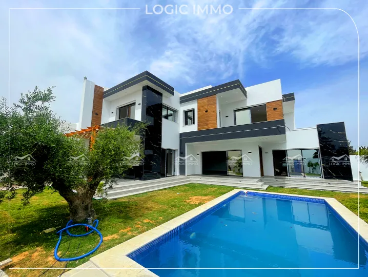 Une Villa S+4 Nouvellement construite située à monchar Hammamet 