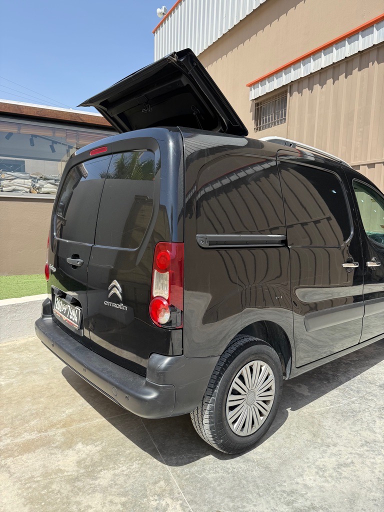 CITROEN B9
