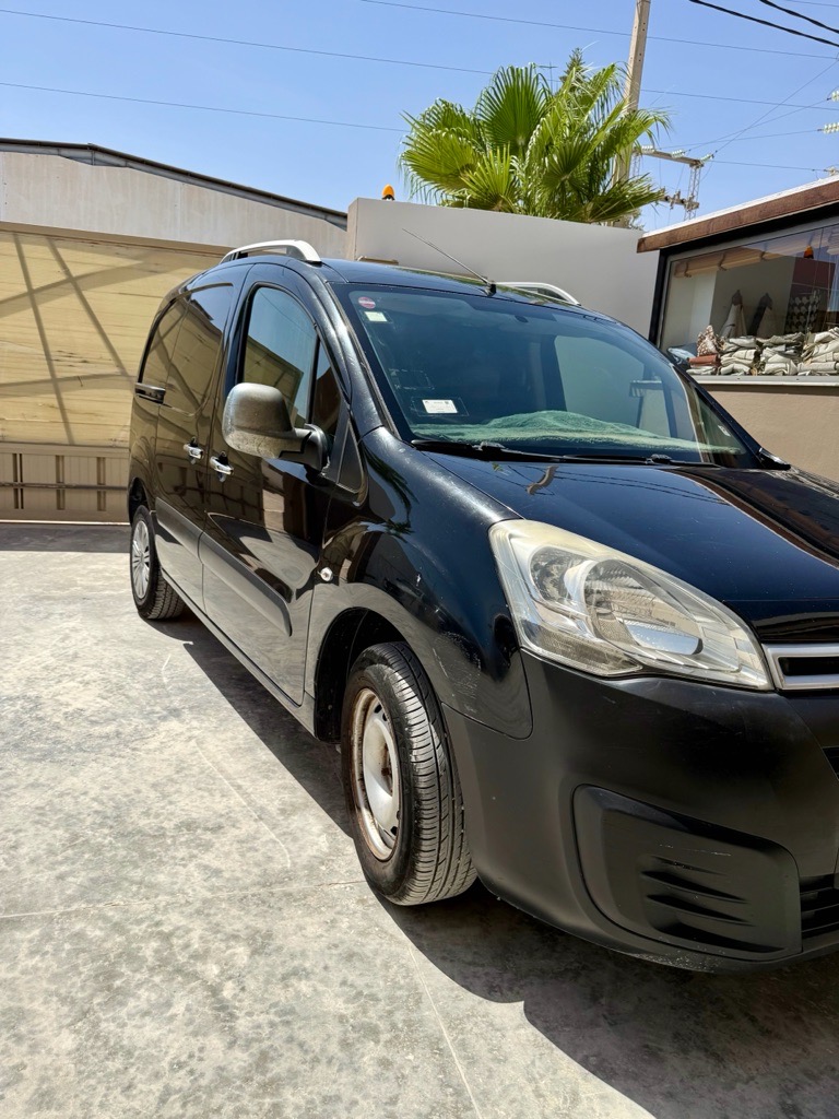 CITROEN B9