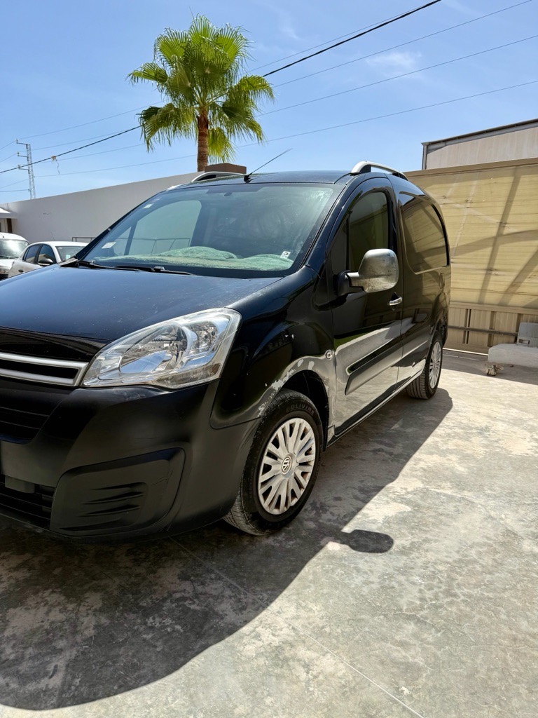 CITROEN B9