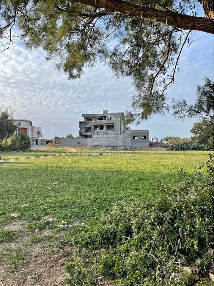 2 lots de terrain vue de mer à vendre à Jinen Béni Khiar